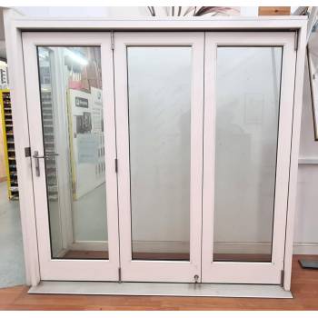 2095x2095mm White Trifold Doors - Ex-Display