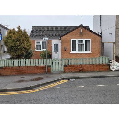 1 Bedroom Bungalow Lounge Kitchen Bath Toilet Kirkby in Ashf...